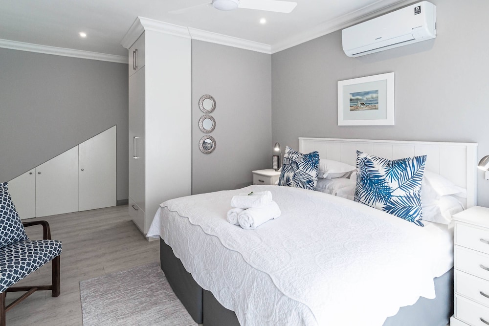 Whale Coast Ocean Villa 3/50