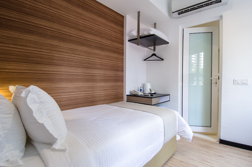 12fly Hotel 14/32