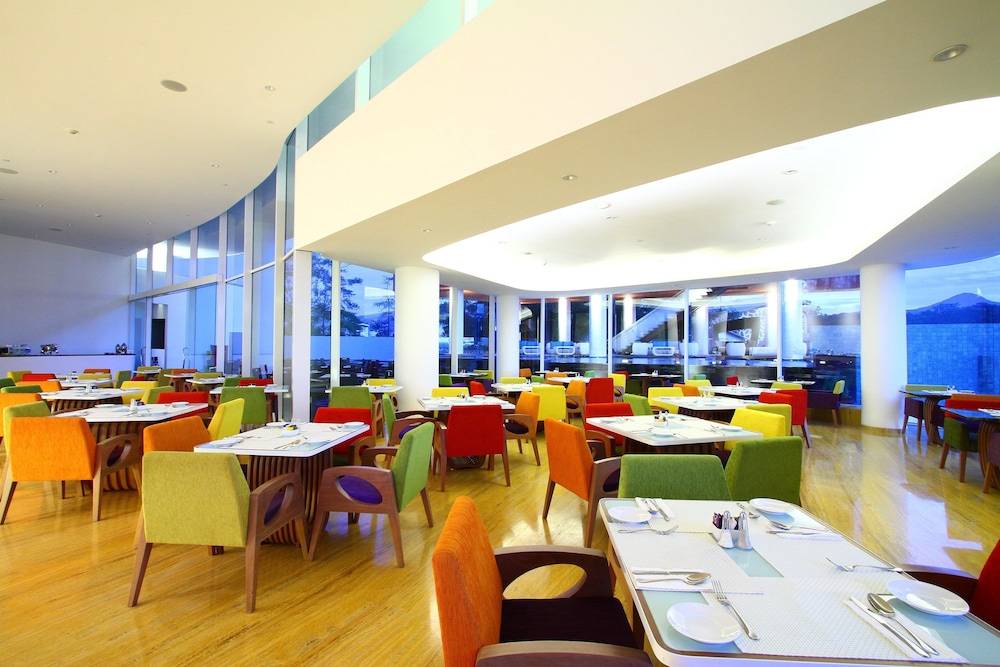 Sensa Hotel 51/64