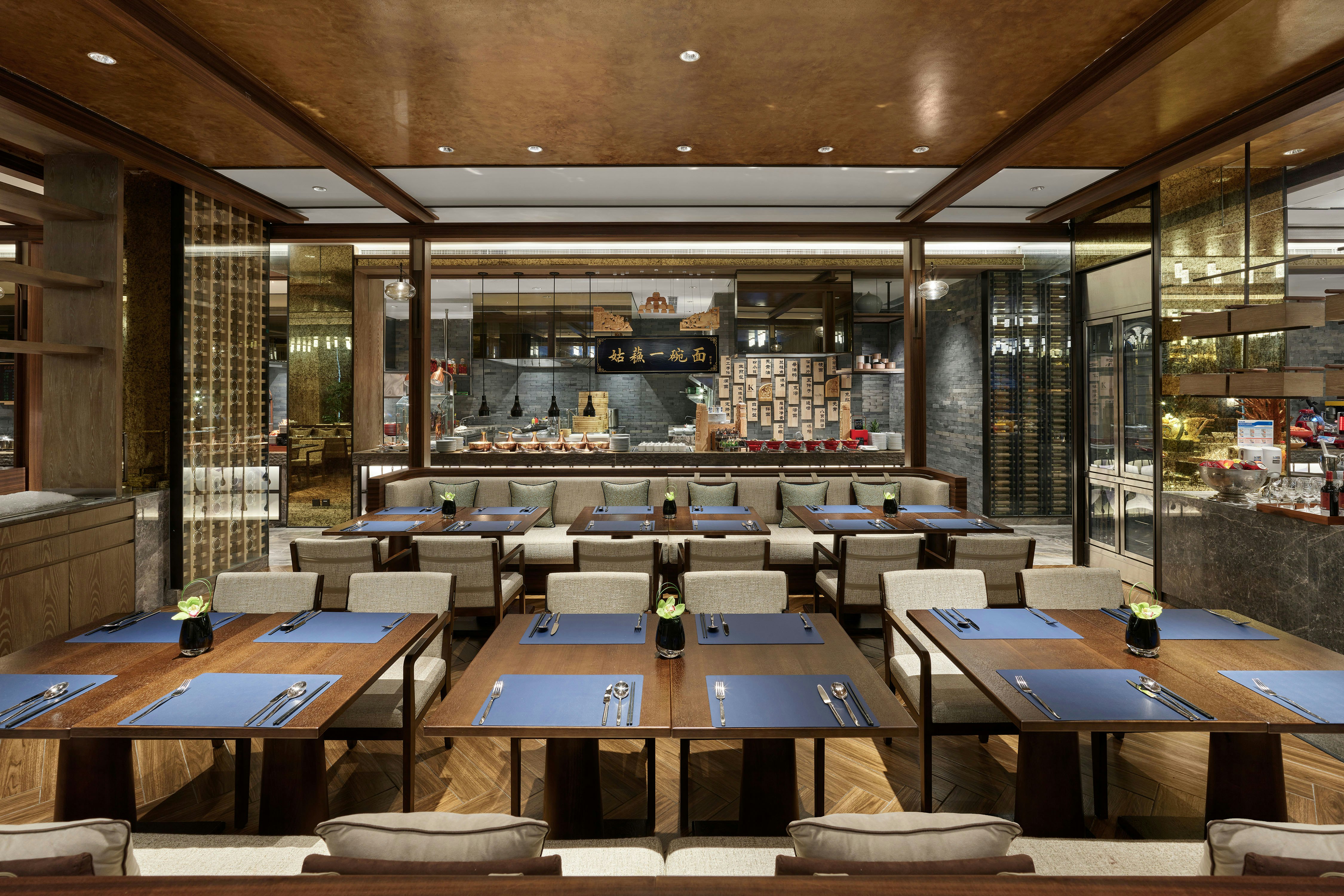 Hilton Suzhou Yinshan Lake 42/72