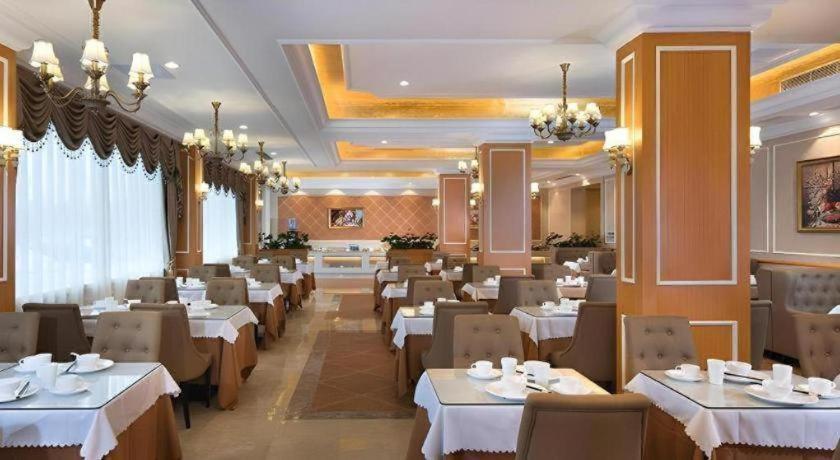 Vienna Hotel (Huizhou Luofu Mountain Scenic Area) 49/61