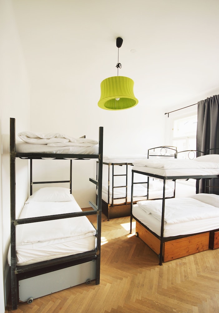 Sophie Apos S Hostel 42/71