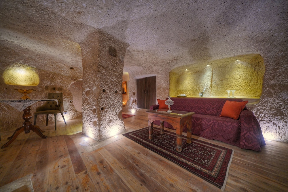 Taka Ev Cave Hotel & Guest House 20/50