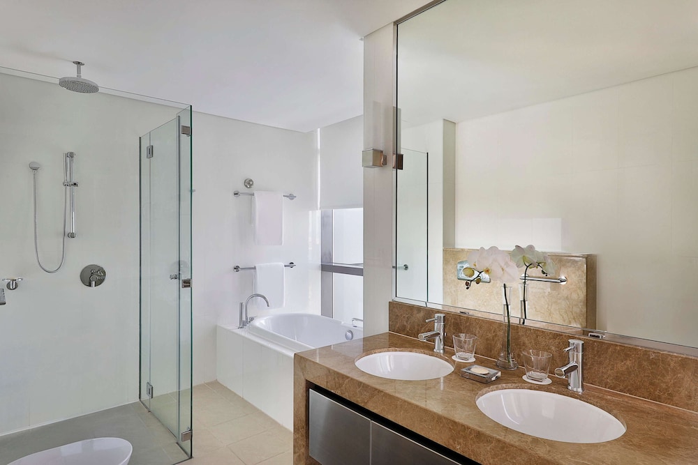 Conrad Abu Dhabi Etihad Towers 77/77
