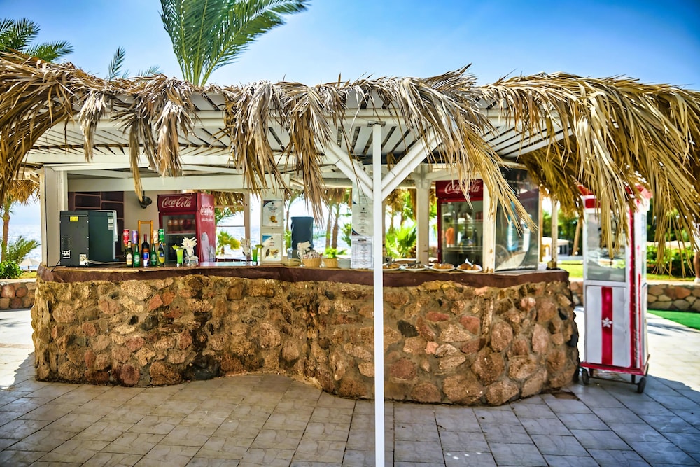 Tropitel Dahab Oasis 11/84