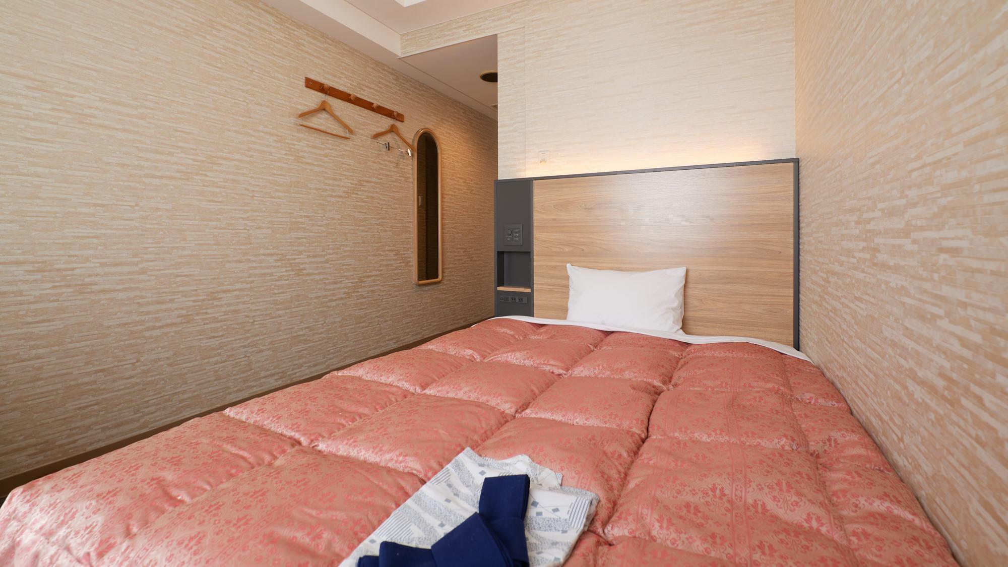 غرفة قياسية بسرير مزدوج، Gamagori Hotel 2/2