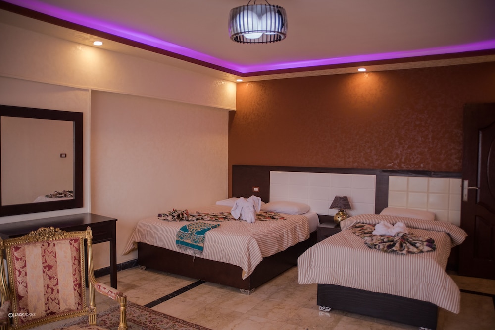 Nile Sky Suites Hotel 8/50