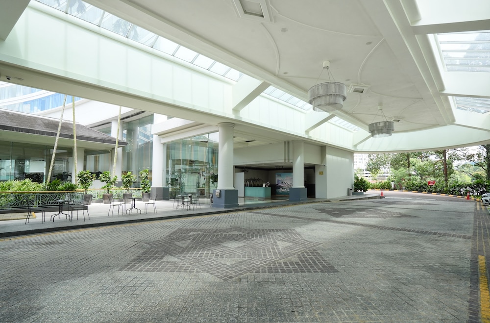 Thistle Hotel Johor Bahru 45/50