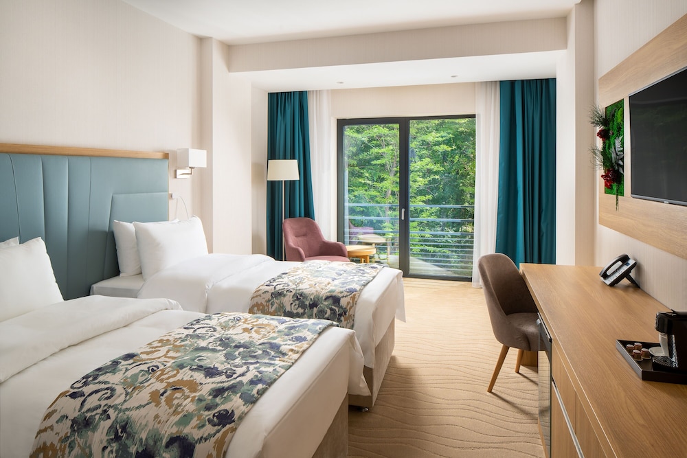 Alma Health & Spa Retreat 9/28