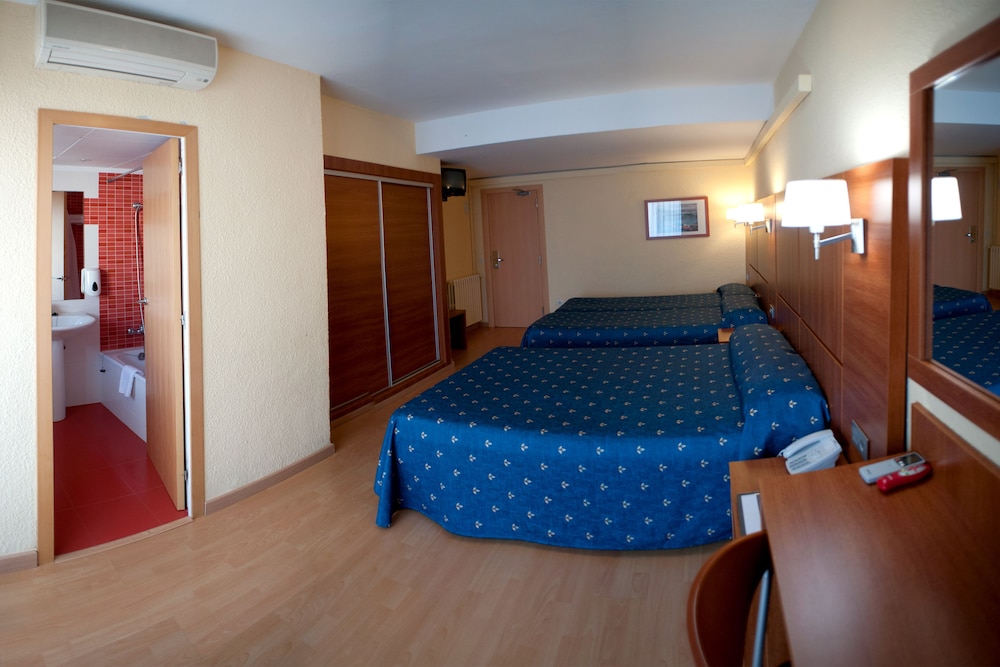 Hotel Maria del Mar 30/73