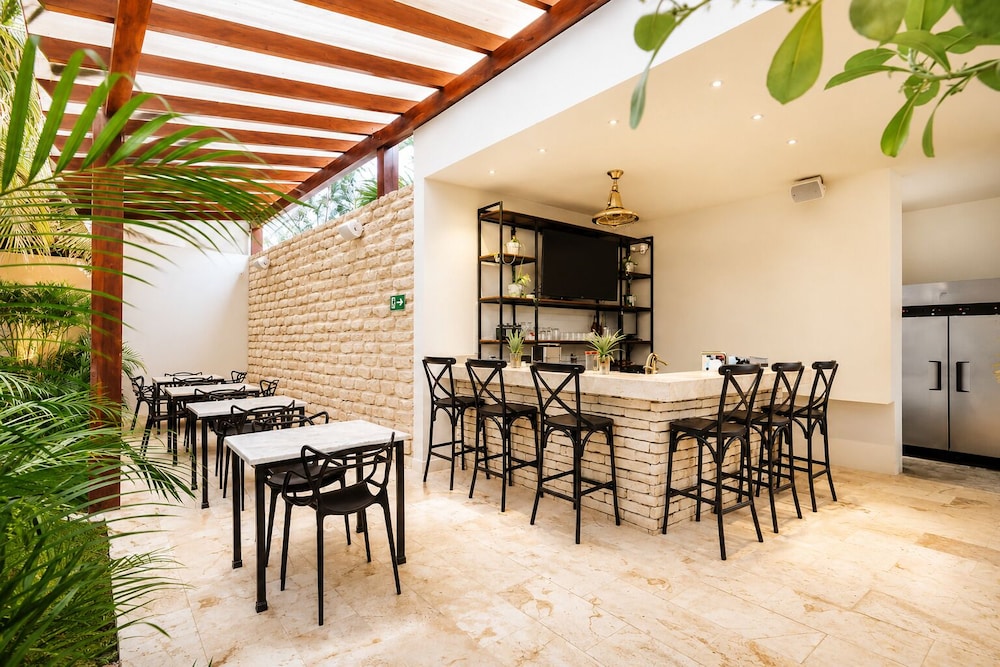 The Strabon Tulum 67/86