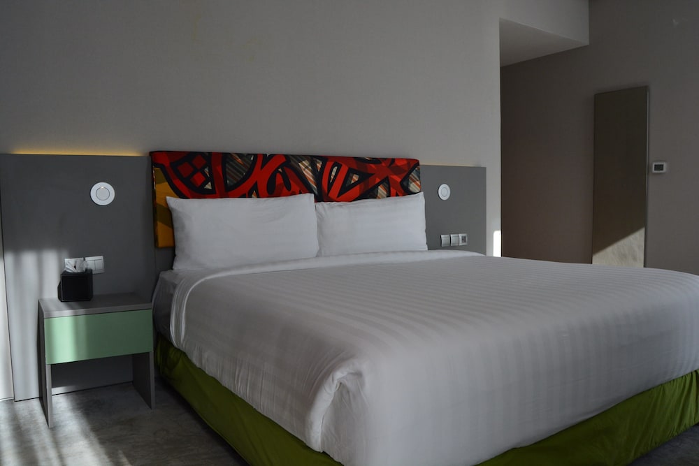 Ibis Styles Dubai Jumeira 20/57