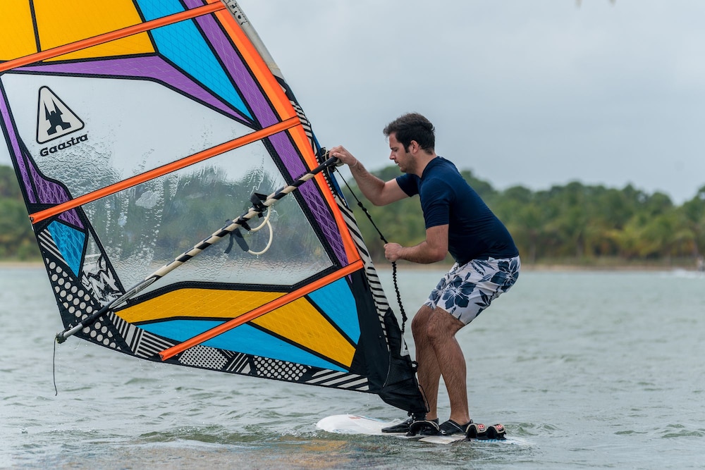 De Silva Windresort Kalpitiya 15/50