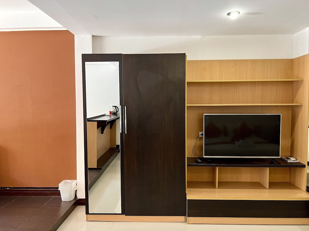 Hotel La Villa Khon Kaen 7/72