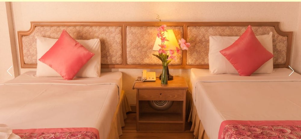 Takiab Beach Resort 52/64