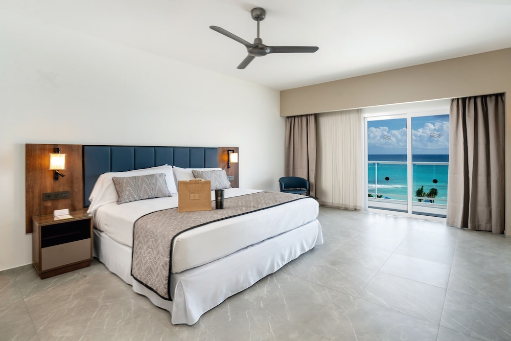 ELITE, CLUB, SUITE, OCEAN VIEW