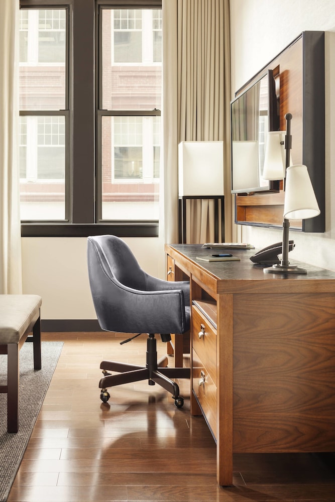The Press Hotel, Marriott Autograph Collection 43/44