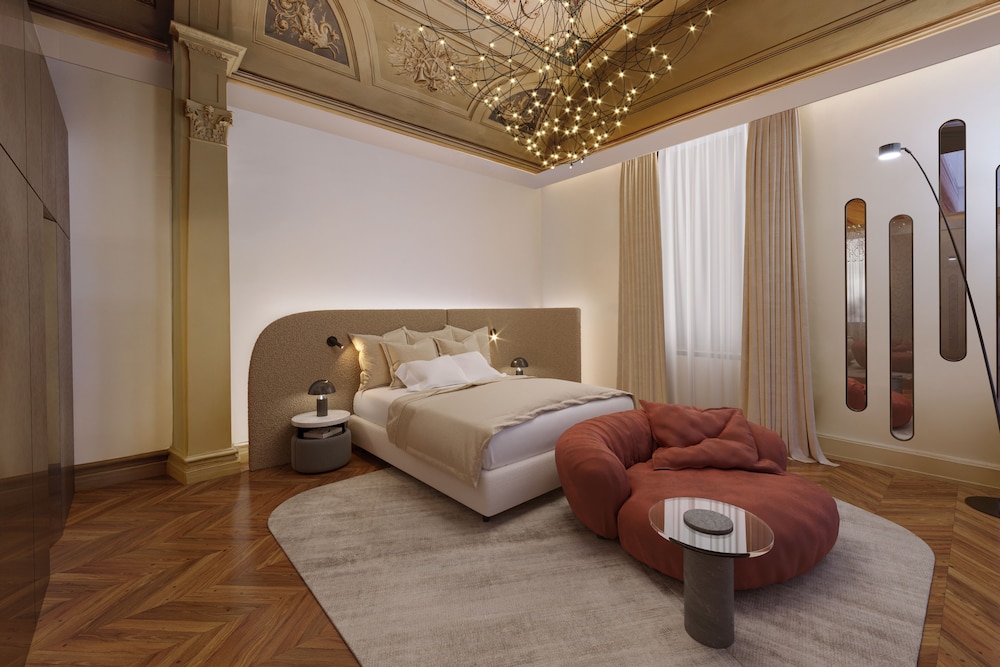 SANTA CROCE, ROYAL, SUITE