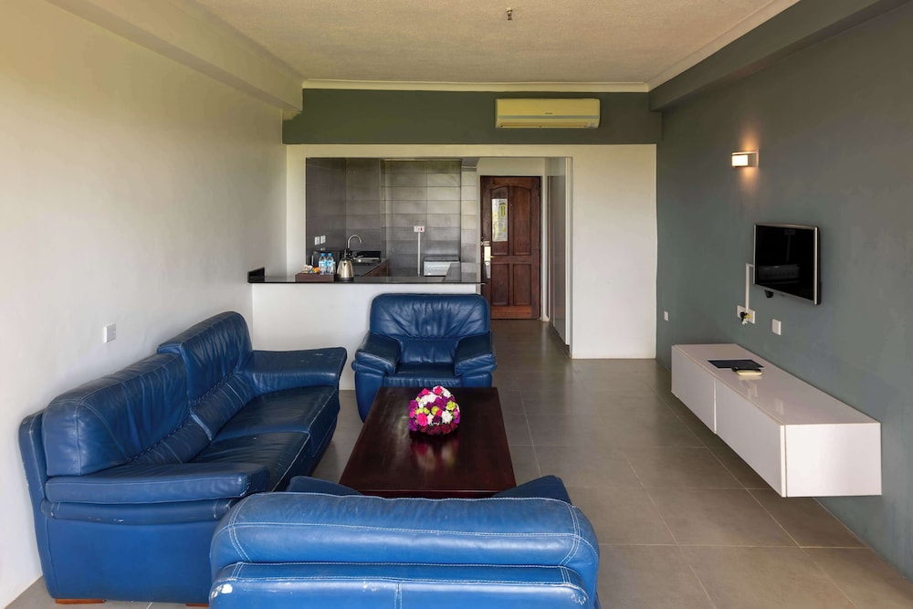 Golden Tulip Dar Es Salaam 40/71