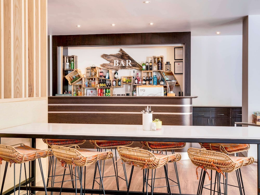 IBIS ROTORUA 27/44