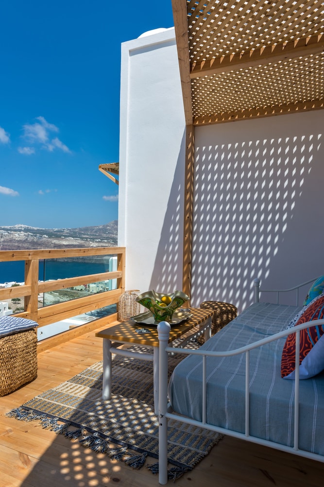 Summer Lovers Villa 25/50