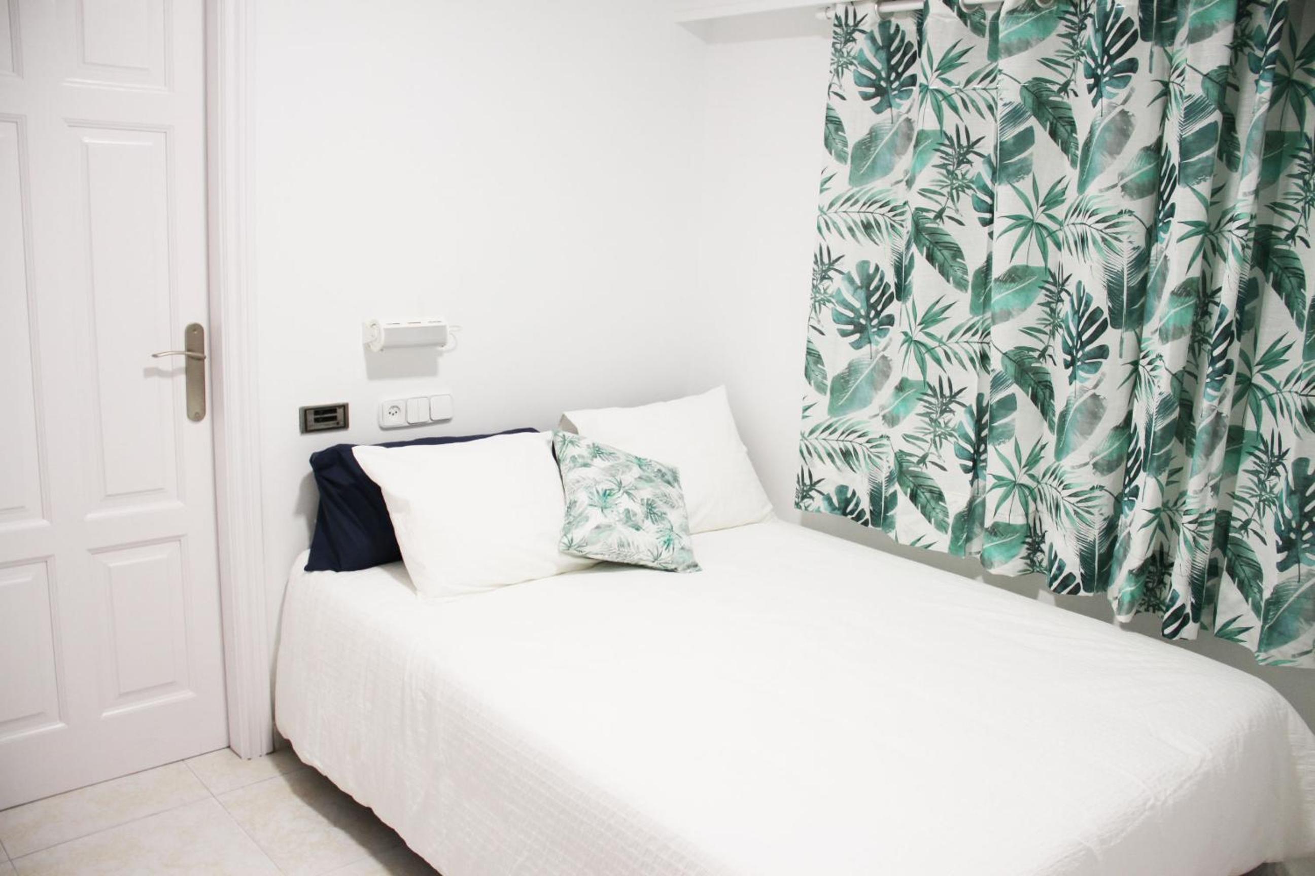 Interior, Mini, Double Bed