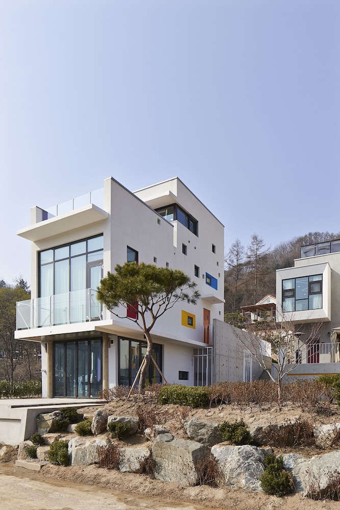 Noilriver Pension 3/50