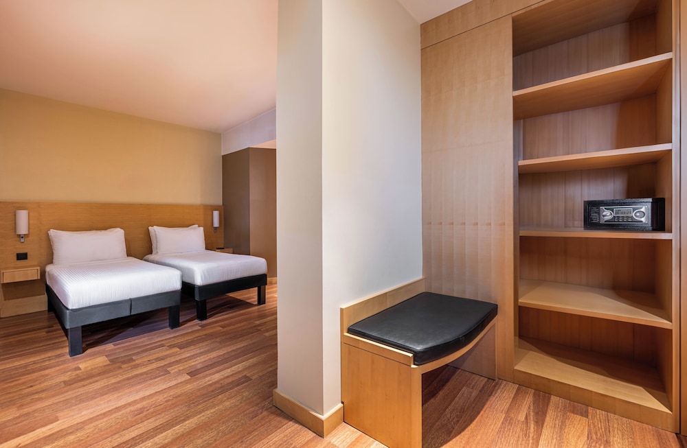 ابيس الرياض شارع العليا(Ibis Riyadh Olaya Street) 73/73