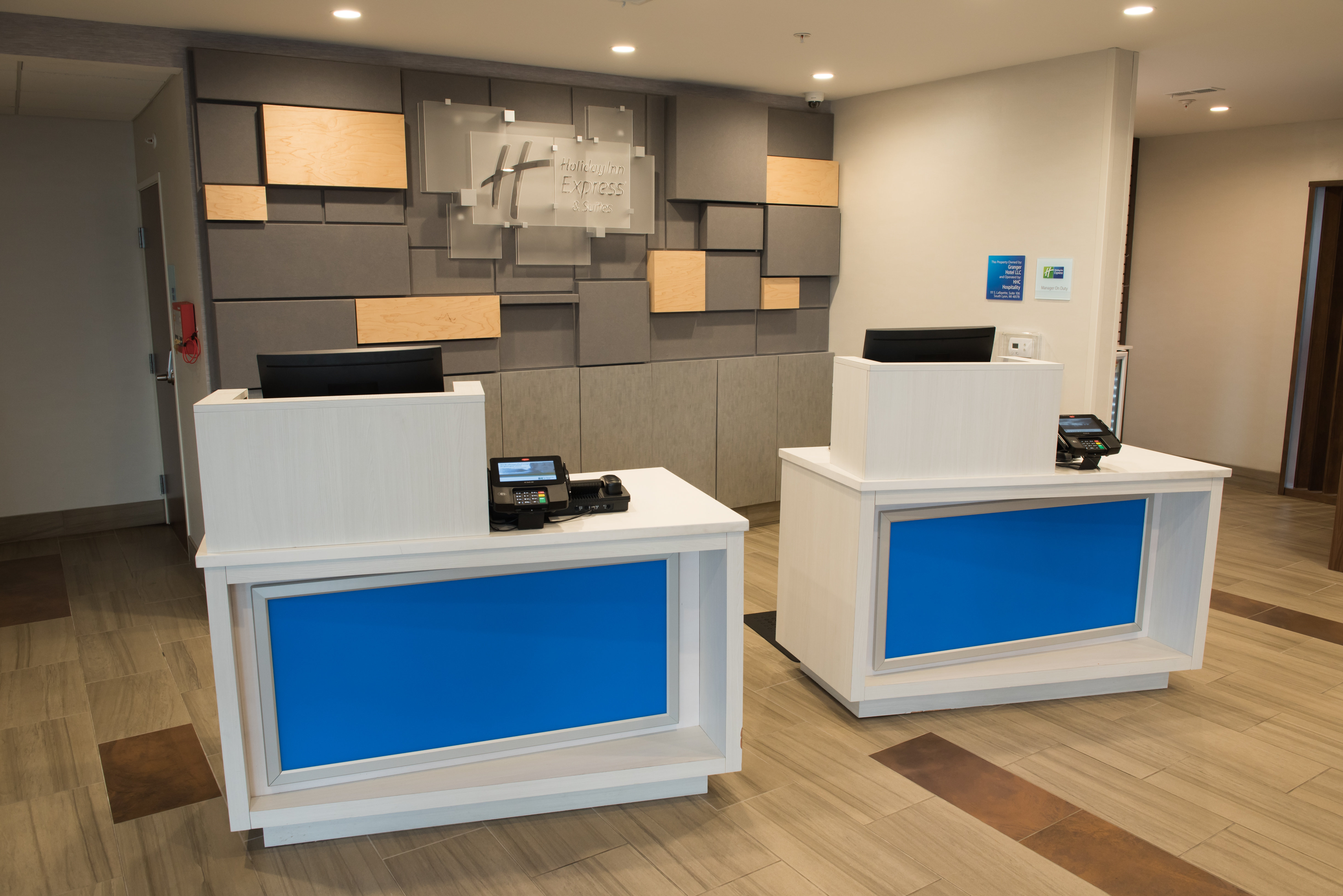 Holiday Inn Express & Suites Dayton SW - University Area by IHG 7/49