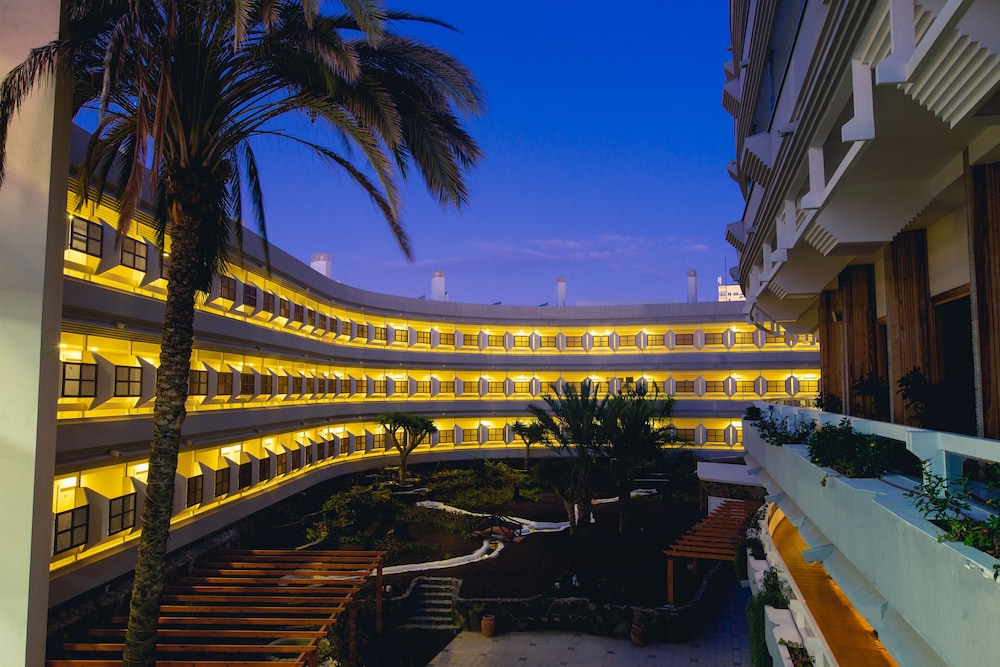 Hotel Lopez - Suitehotel Playa del Ingles 45/50