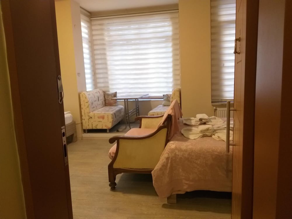 Taksim Ruby Suites 37/50