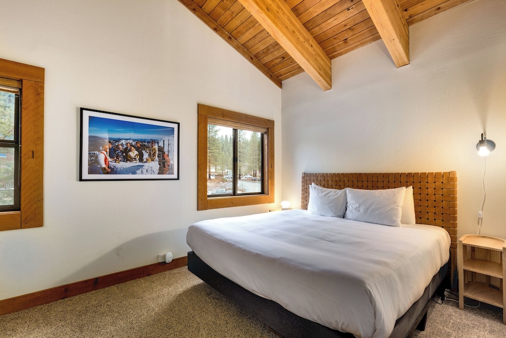 3 Bedrooms, Condo, Mountain, 2 Queen and Twin Beds, 2 Bathrooms