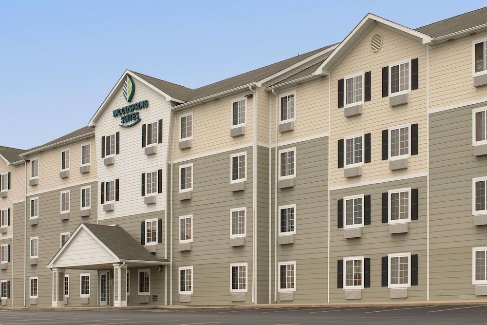WoodSpring Suites Champaign near University 4/38