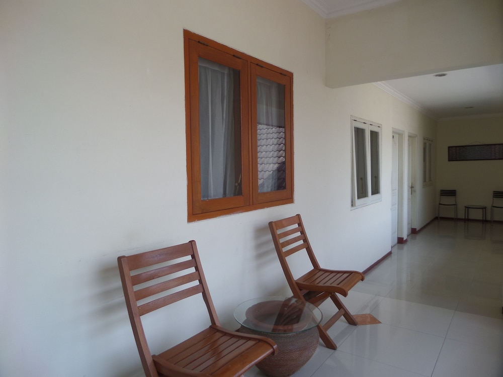 Hotel Armi 20/25