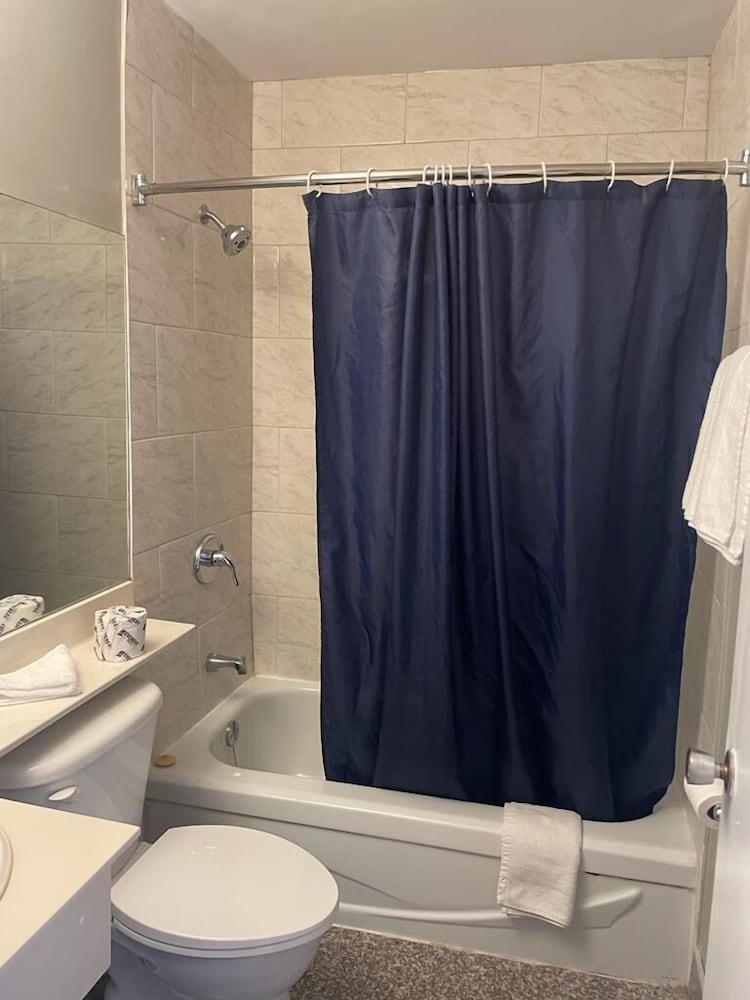 Niagara Lodge Suites 66/68