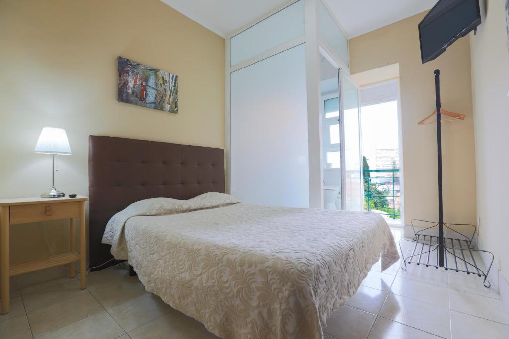 Green, Double Bed