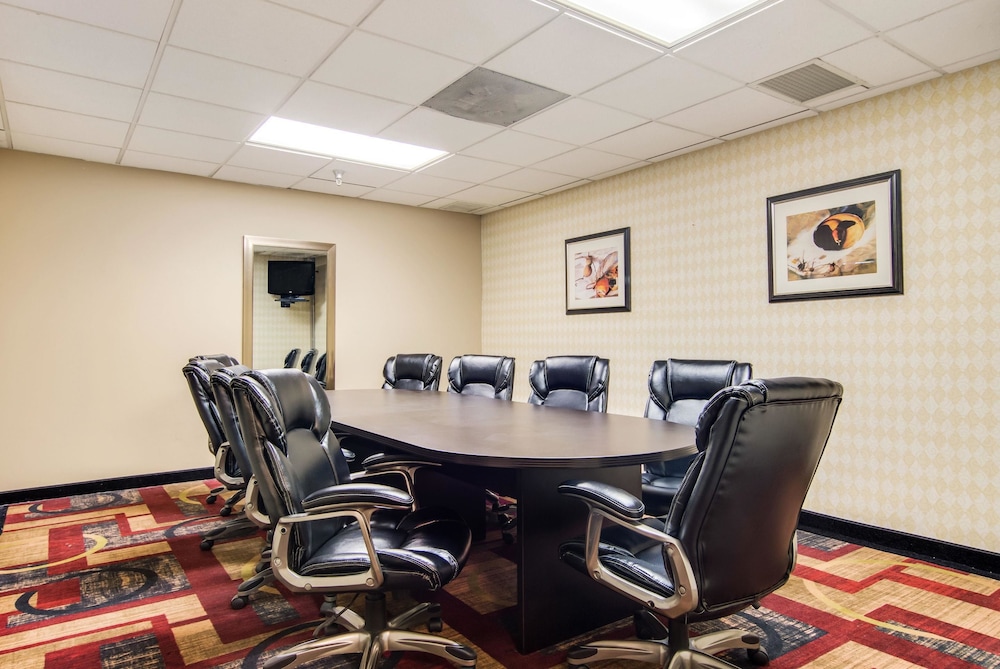 Comfort Inn Roswell-Dunwoody 41/44