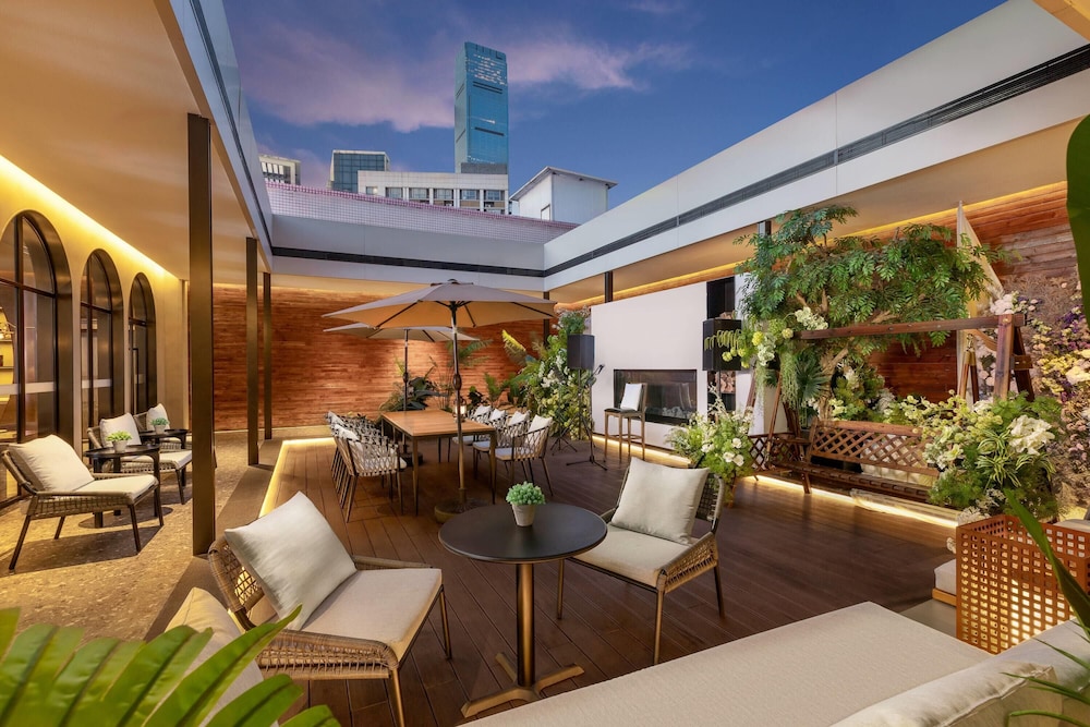 Days Hotel by Wyndham Changsha Wuyi Square 10/18