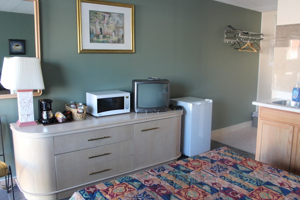 Ritz Inn Niagara 43/65
