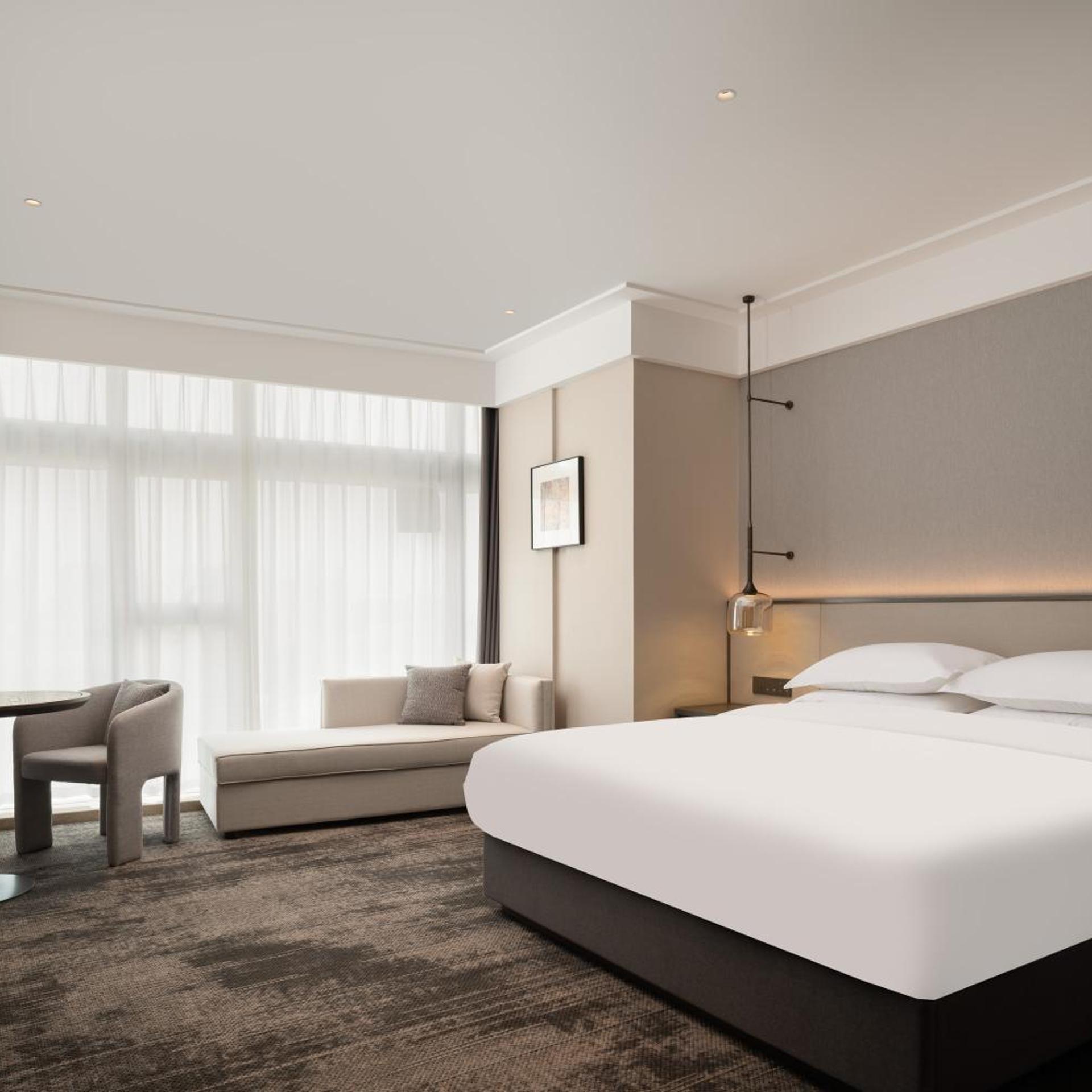 Howard Johnson Liquor Capital Hotel Luzhou 11/29