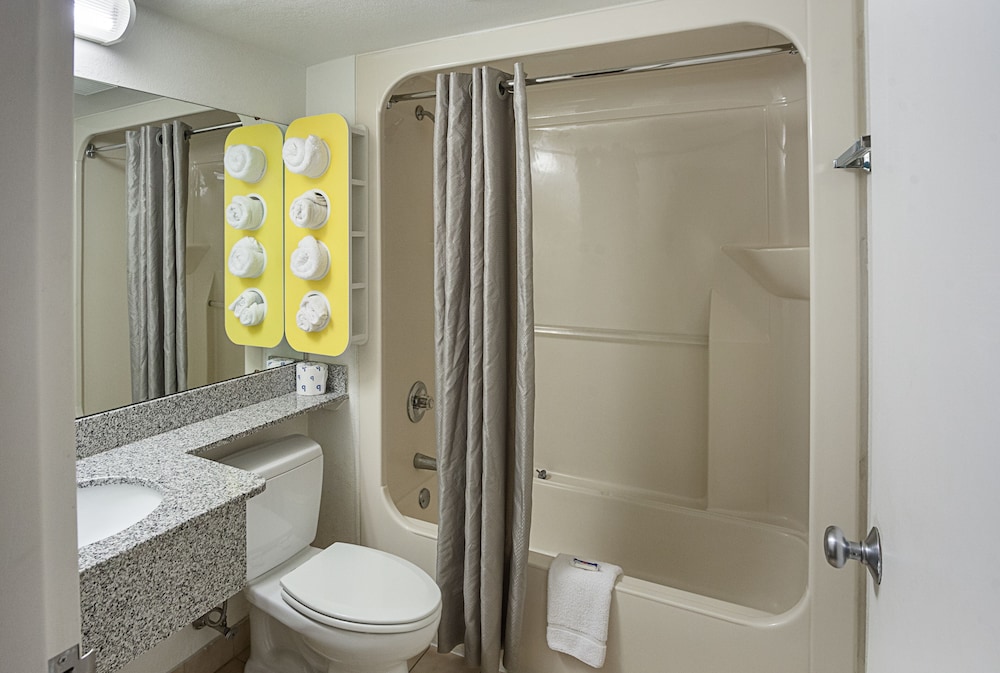 Motel6 Binghamton, NY 50/53