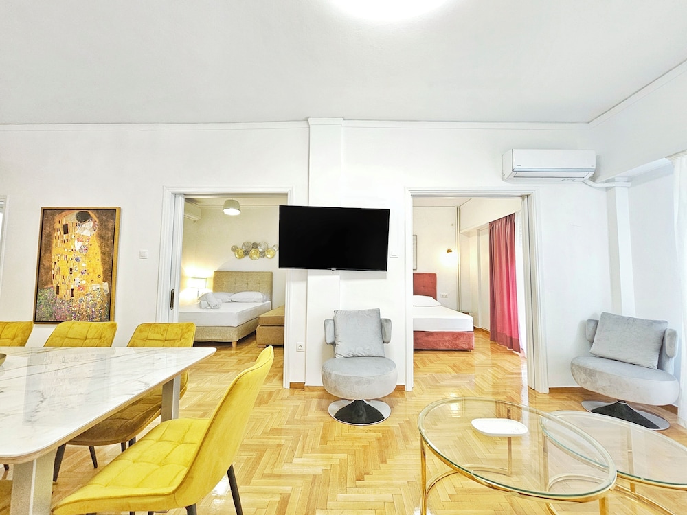 Athens House 35/49
