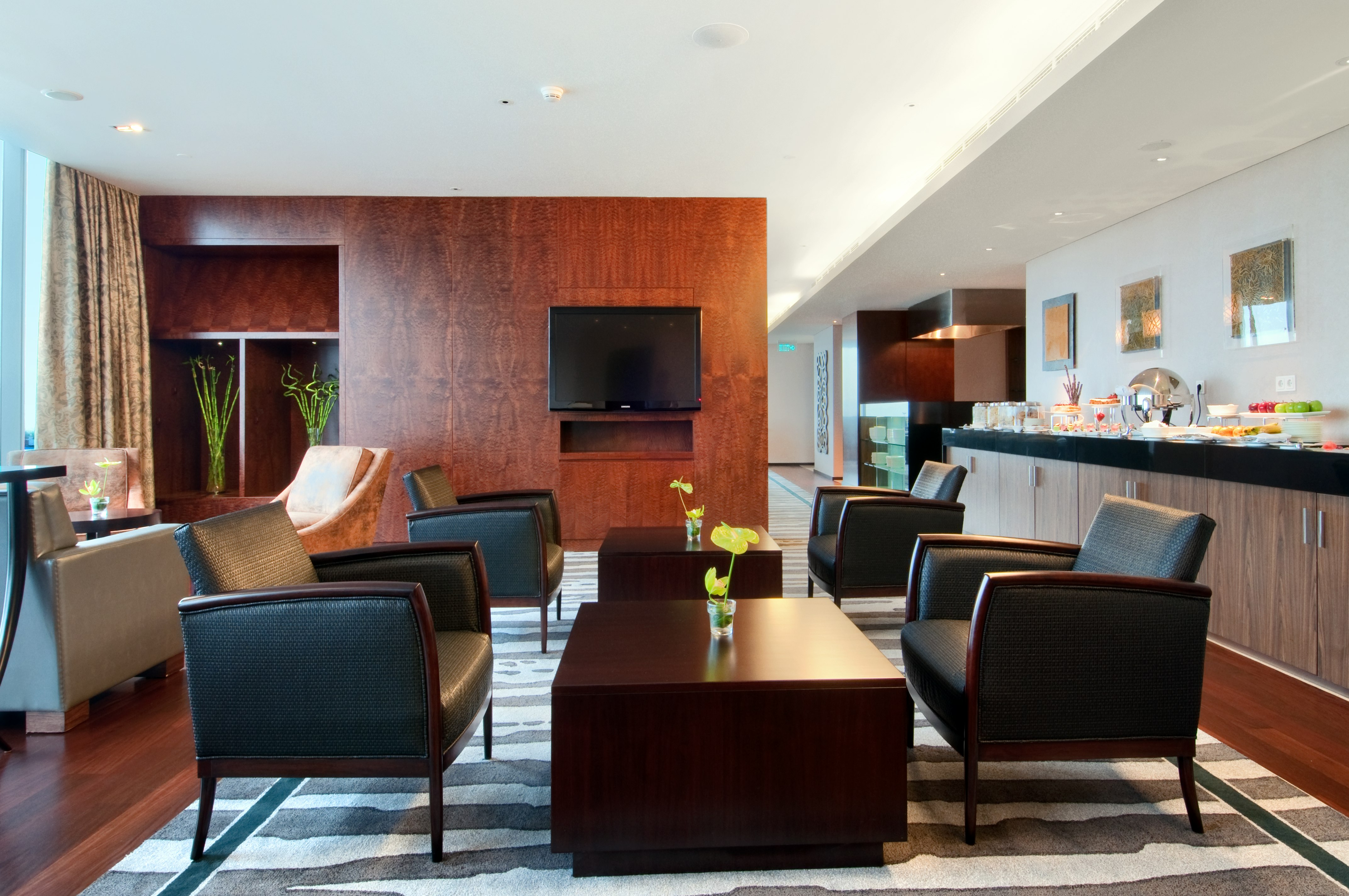 Hilton Bandung 37/54