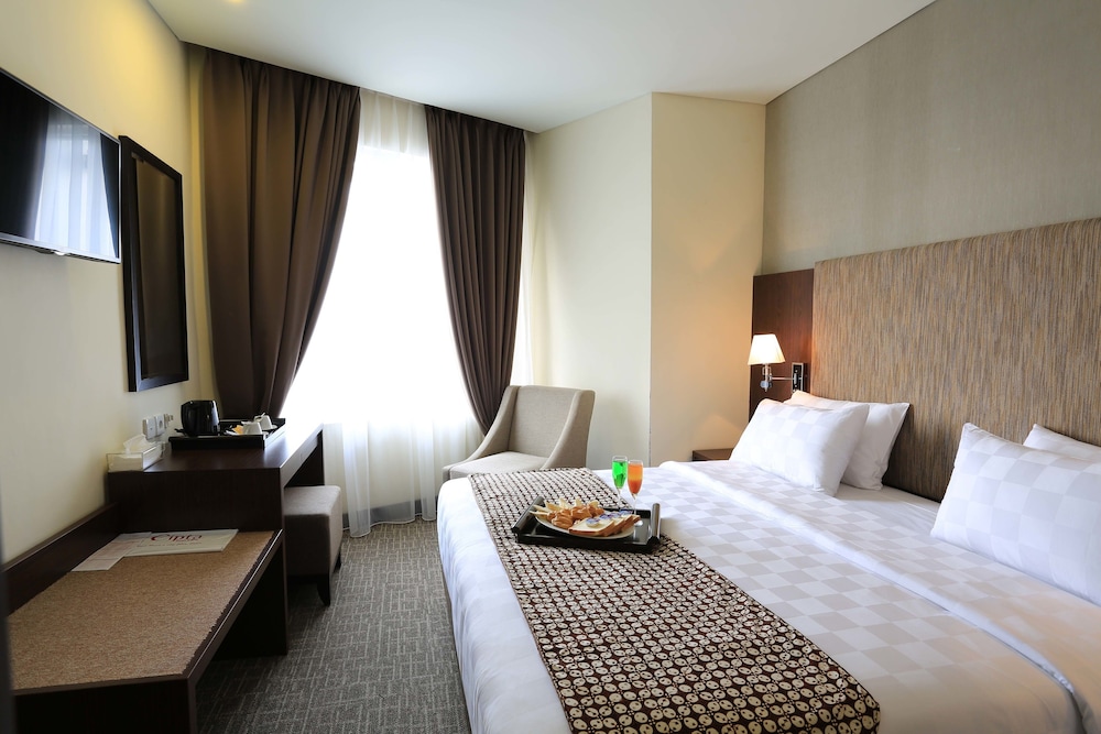 CIPTA HOTEL PANCORAN 10/50