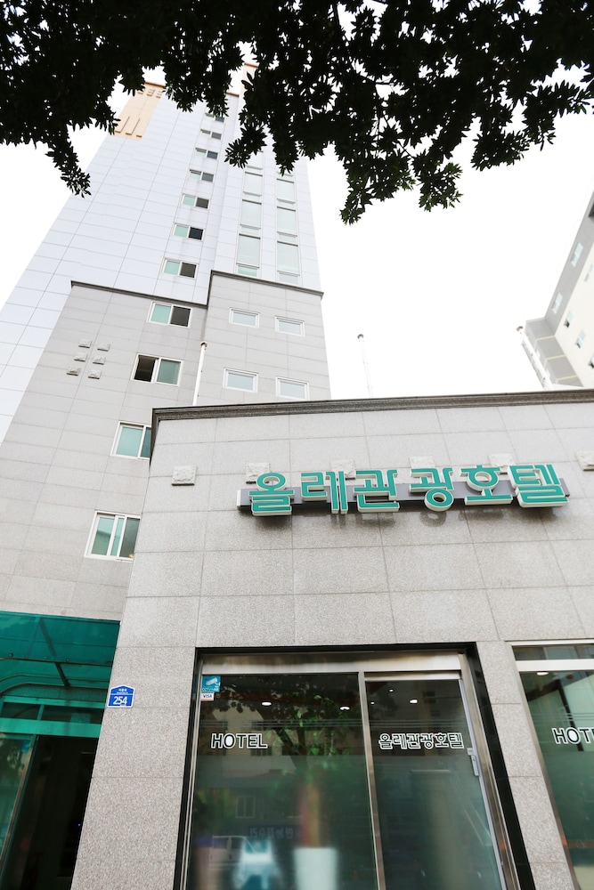 Olle Tourist Hotel 31/40