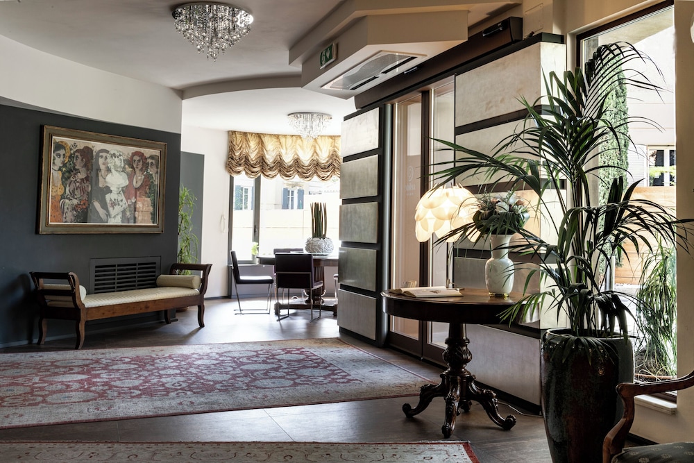 Albergo Celide 50/79
