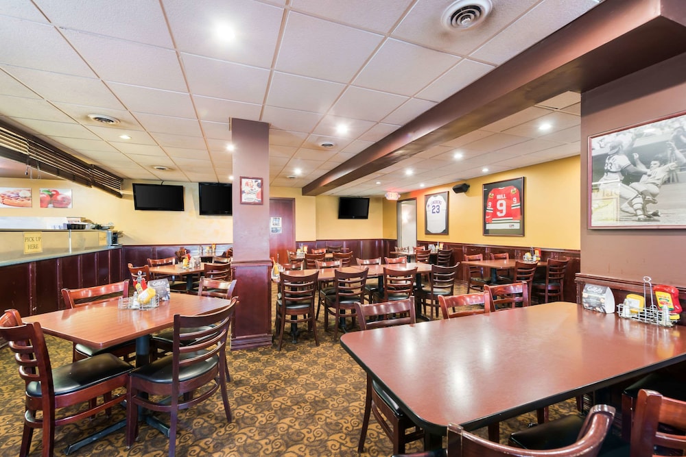 Quality Inn Bradley- Bourbonnais 30/33