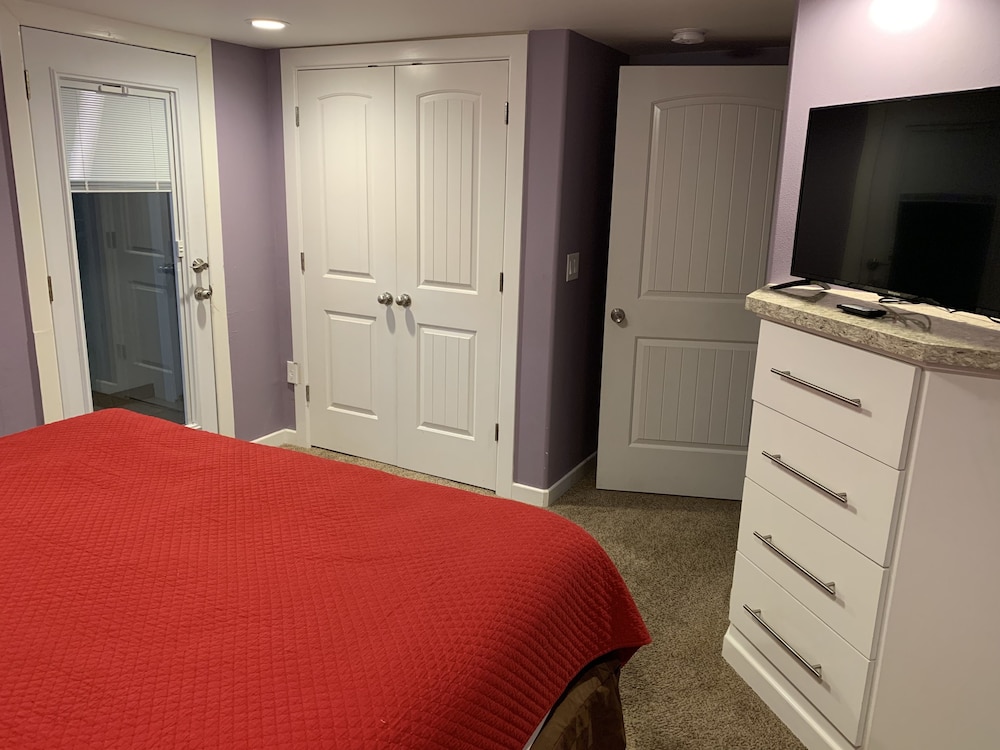 Blue Bay Inn Suites 11/34