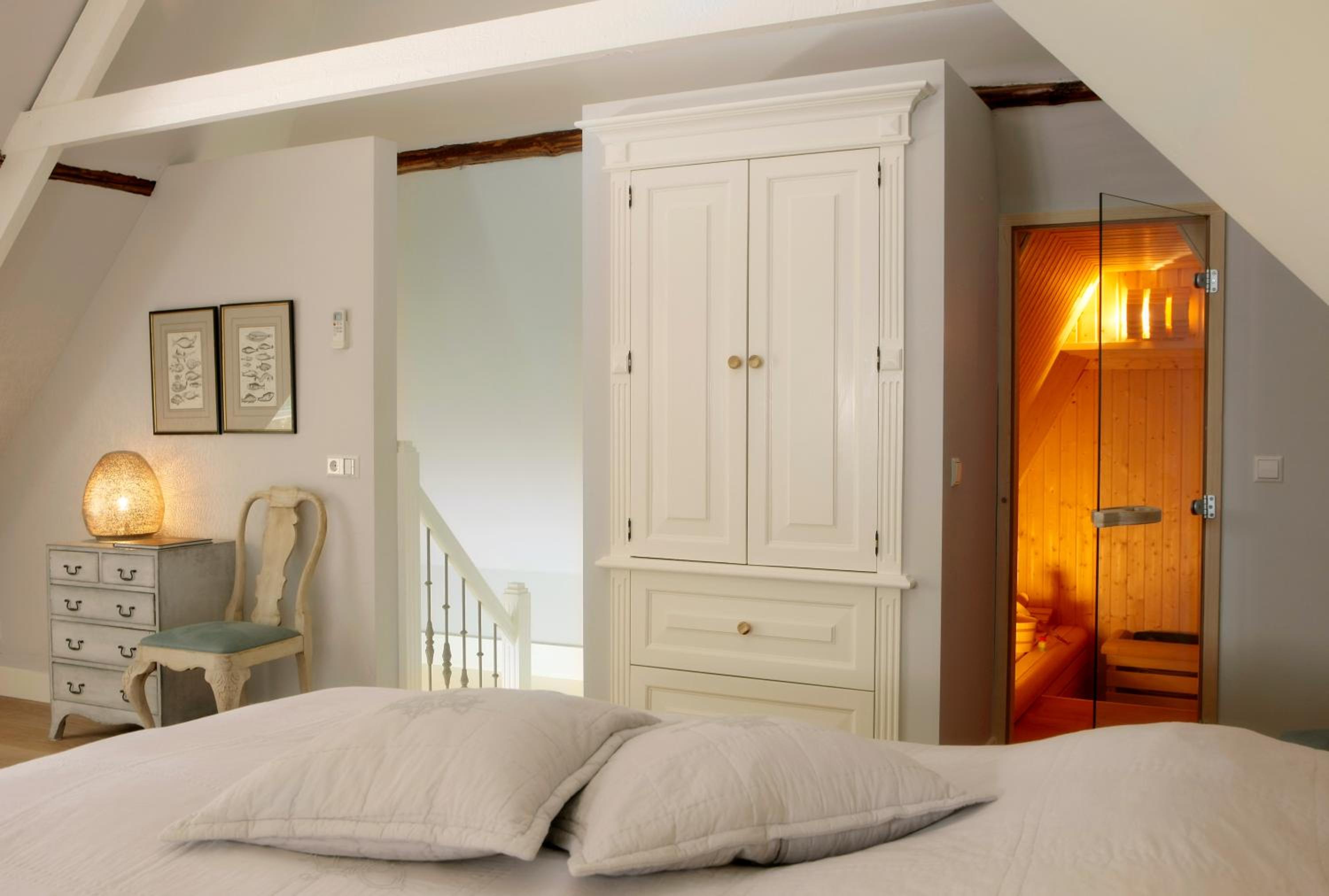 Suite, Sauna