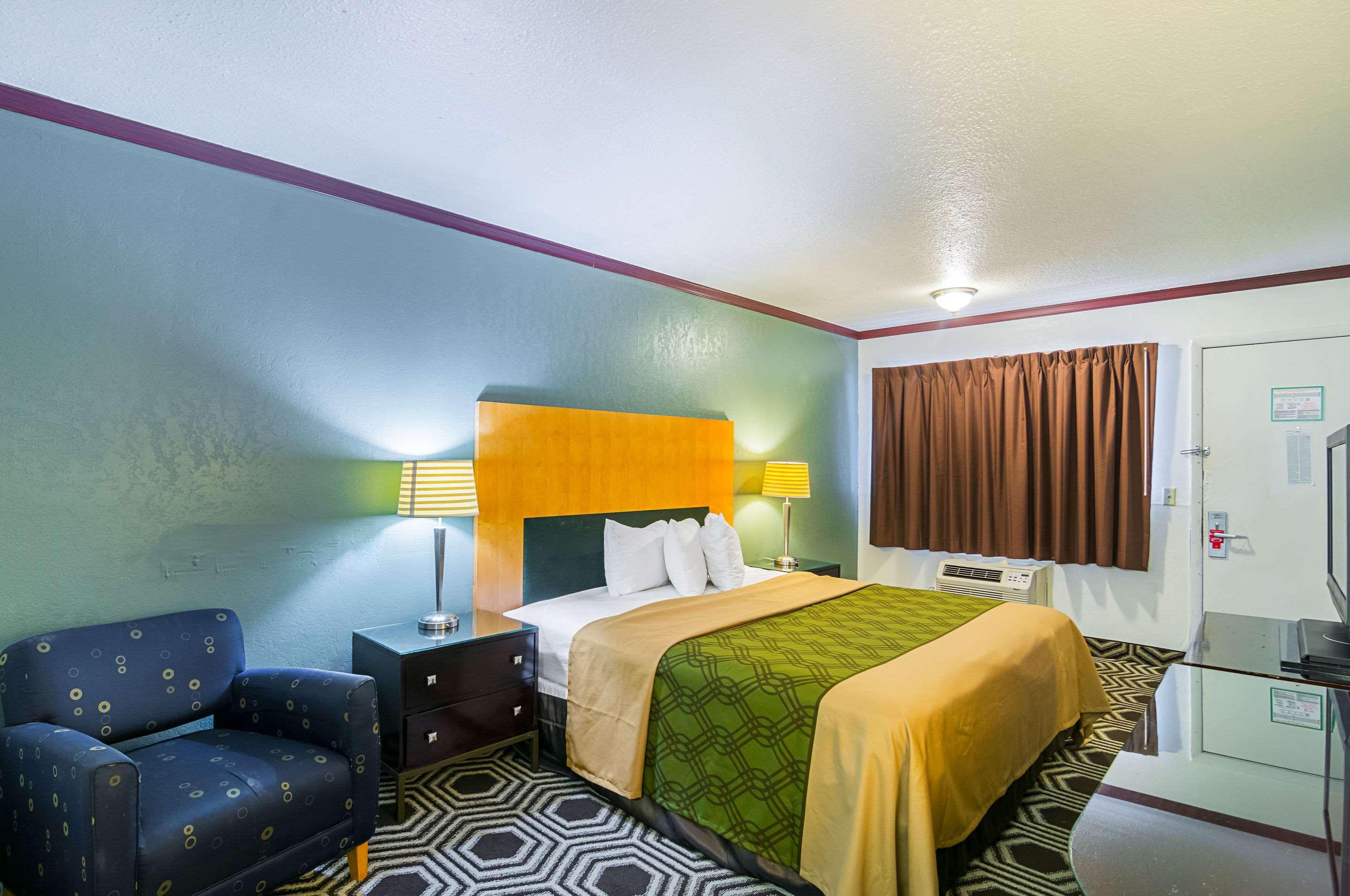 Room, King Bed, Accessible